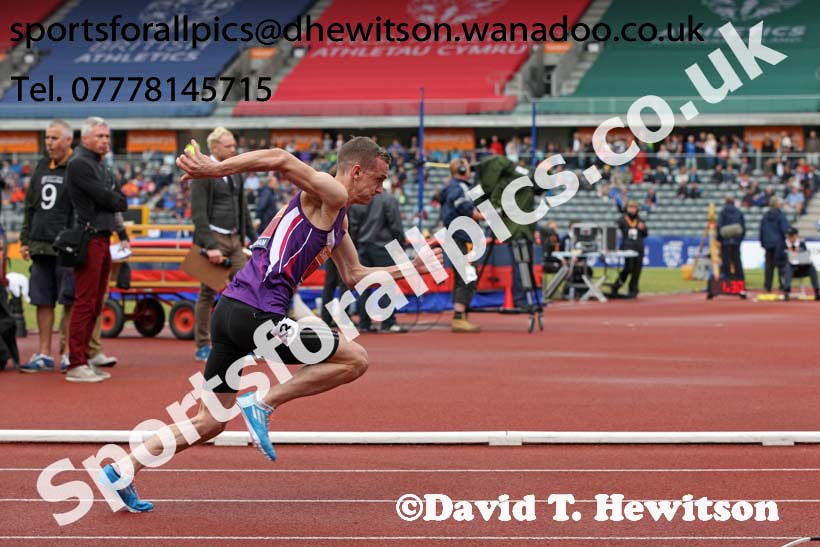 Niall Flannery (Newham Essex Beagles) wins the 400 metres hurdles, 2014 Sainsbury's British Championships. Photo: David T. Hewitson/Sports for All Pics